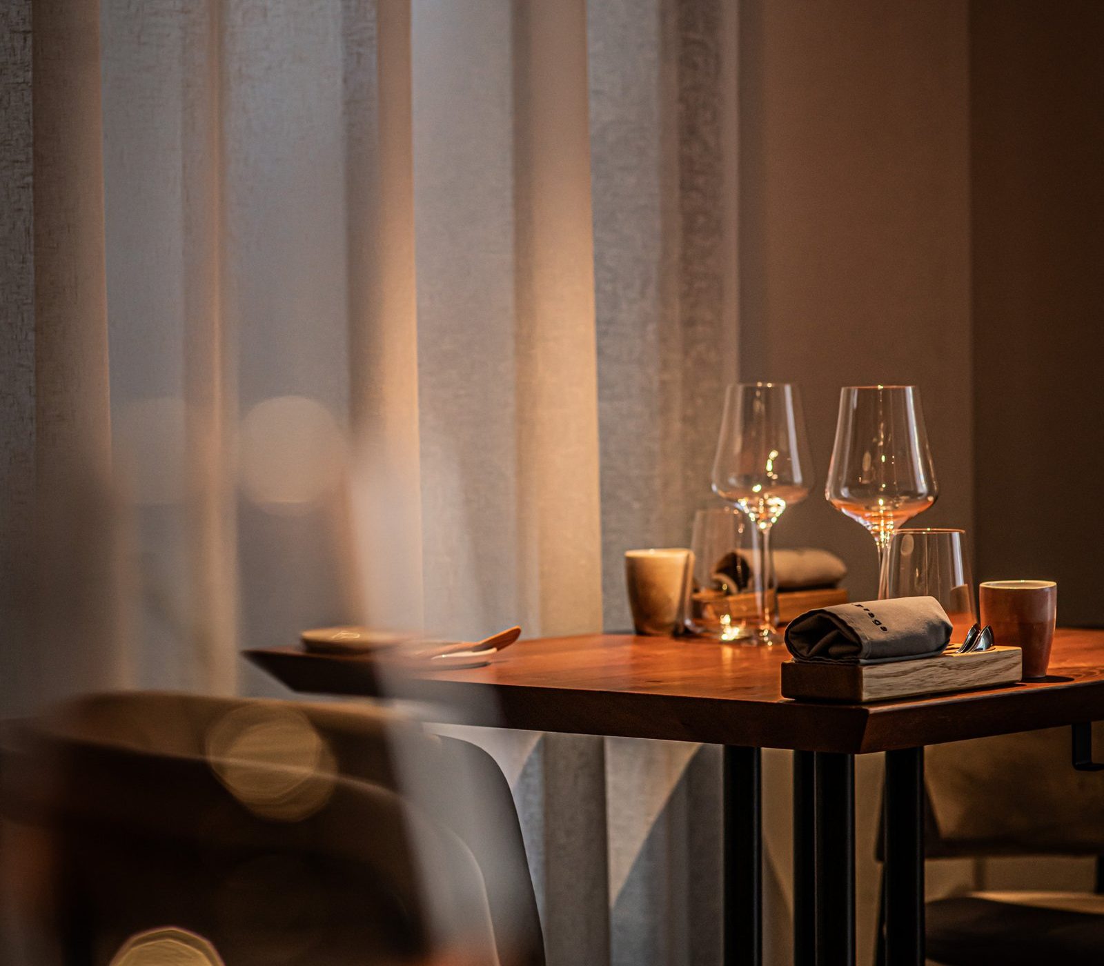 hub.praga — wnętrze restauracji